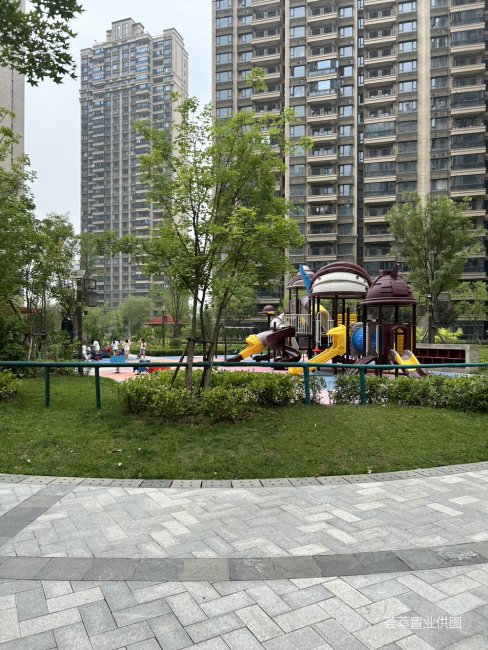 地铁口,恒大雅苑二手房,99万,4室2厅,2卫,146平米-西安安居客