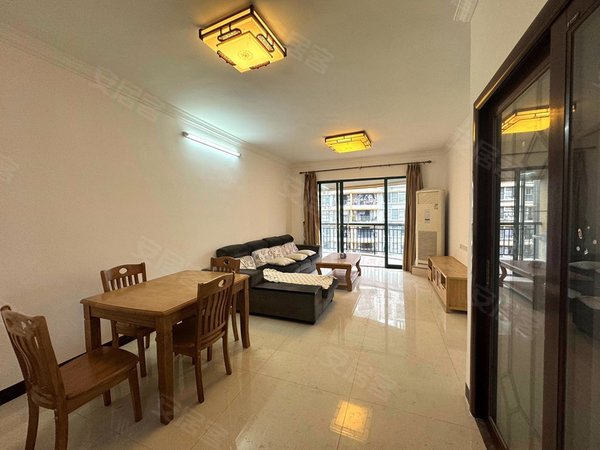 【多图】云峰花园,镜湖大道租房,实拍,云峰三房两卫,租金便宜.