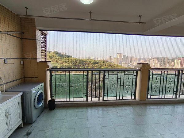 深圳罗湖红岗花园银湖半山银湖半山 罗湖住宅天花板 一比一车位充足