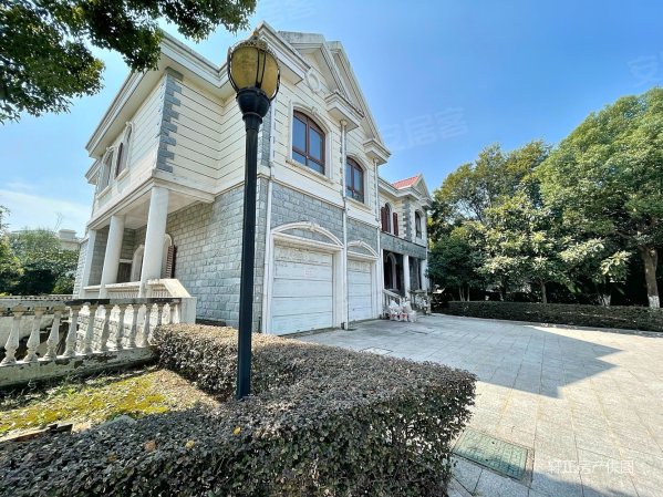 挑高大客厅 有钥匙,鼎园美墅二手房,2180万,4室2厅,3卫,345平米-昆山