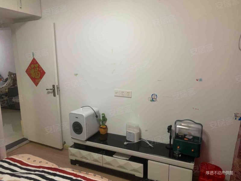 荣安花园 朝南 电梯房 精装修 商业配套成熟 近地铁