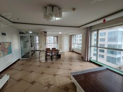 城南恒东大厦附近90平米公寓月租季租年租均可放的两张大床