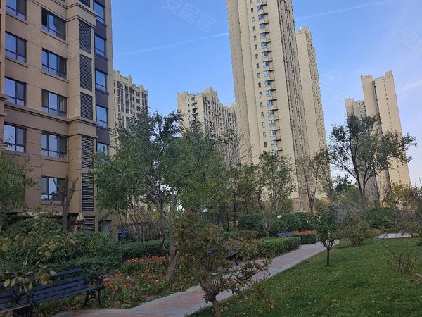 廊坊大厂夏垫镇路劲阳光城路劲南向两居拎包入住,环境优美交通便利!