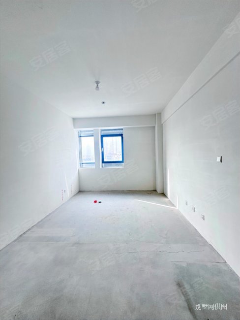 青岛房产网>青岛二手房>市南二手房>奥帆中心二手房>永新公馆>488_650