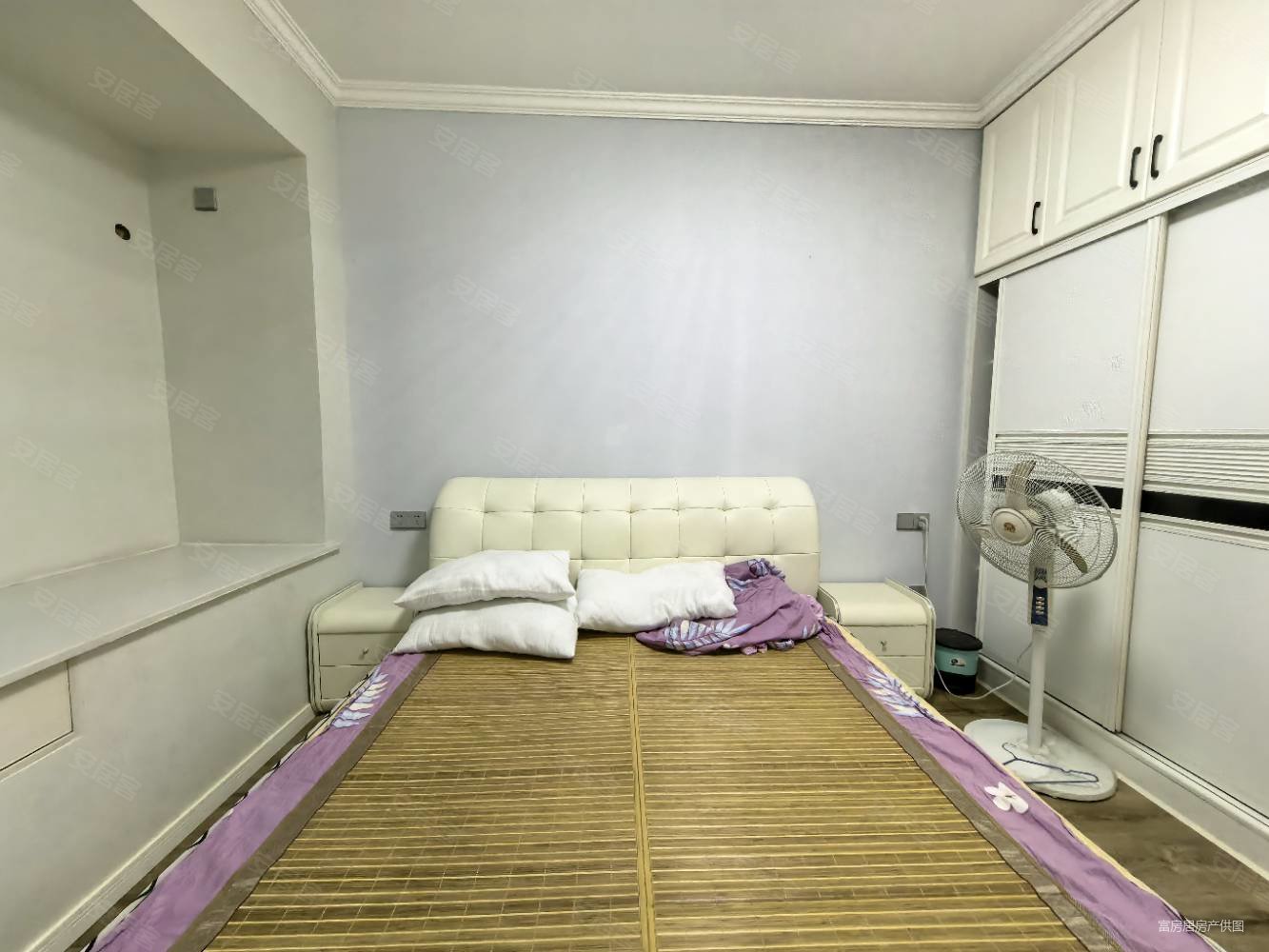 锦利王府3室2厅1卫92㎡北49万