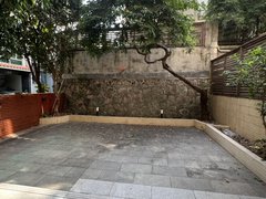 深圳南山前海蛇口月亮湾山庄别墅，上下5层使用面积600平，带花园急租出租房源真实图片