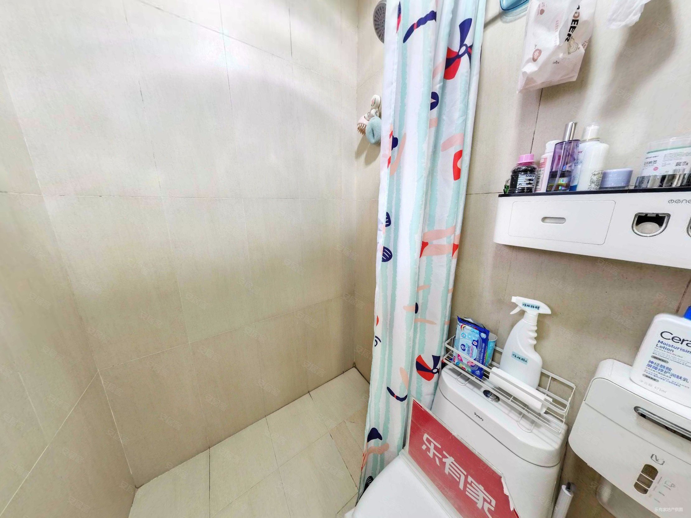 城市主场1室2厅1卫45.26㎡西北225万