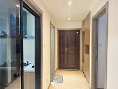 新乡红旗宝龙广场家具家电随时配齐 国悦城精装修3室 学校近 东站胖东来宝龙出租房源真实图片