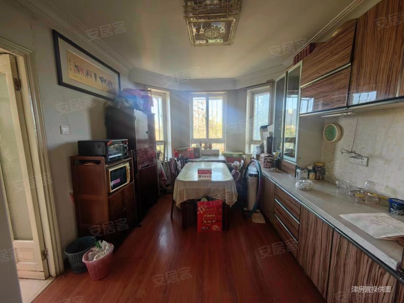 水竹花园中楼层南北向私产8681平米