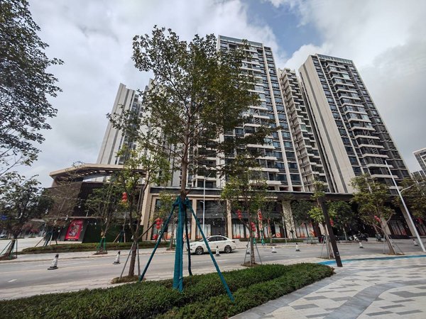 广州天河小新塘保利天汇保利天汇 新出精装修三房两卫 没有家具可自由