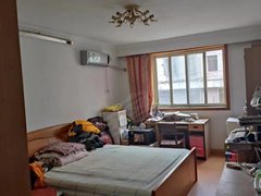 上海宝山淞宝房东急租  可以半年租，南北通透，好房啊！出租房源真实图片