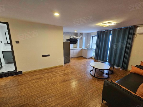 越秀国际公寓,单层整租,一房一厅,配齐宽敞,实景照片!