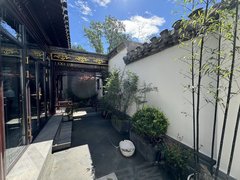 北京东城东四东城区 东四 张自忠路 金宝街 临街精装四合院出租 适合接待出租房源真实图片