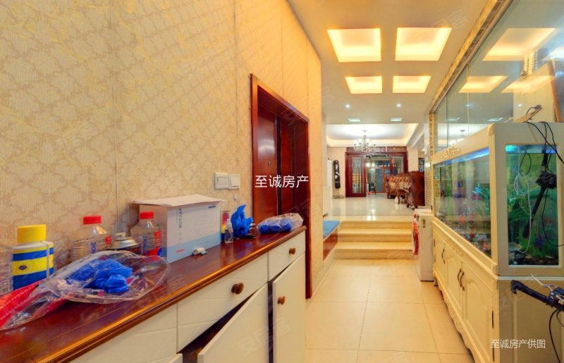 青五点赞房精装房泡西时代尊城1楼带花园房套五双卫