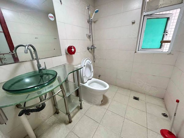 深圳盐田盐田裕达华庭地铁口!