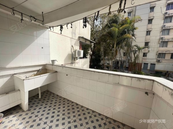 云谷小区毛坯3房南北通透交通便捷配套成熟