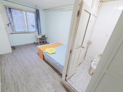青岛李沧金水路独立卫浴！实图实价！可短租月付！金水花园 恒星学院院士港世博出租房源真实图片