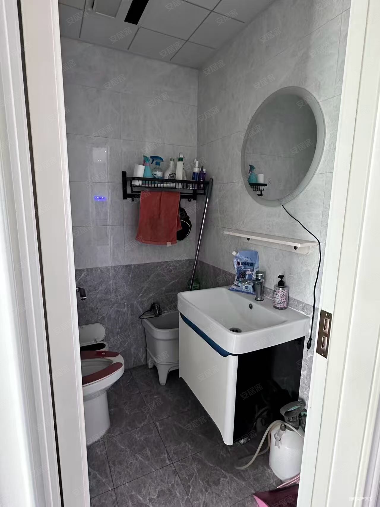 星河瑞城3室2厅2卫147㎡南北140万