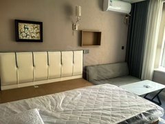 阿克苏阿克苏市阿克苏城区周边生活配套完善，新房精装修，家具家电齐全，拎包入住出租房源真实图片