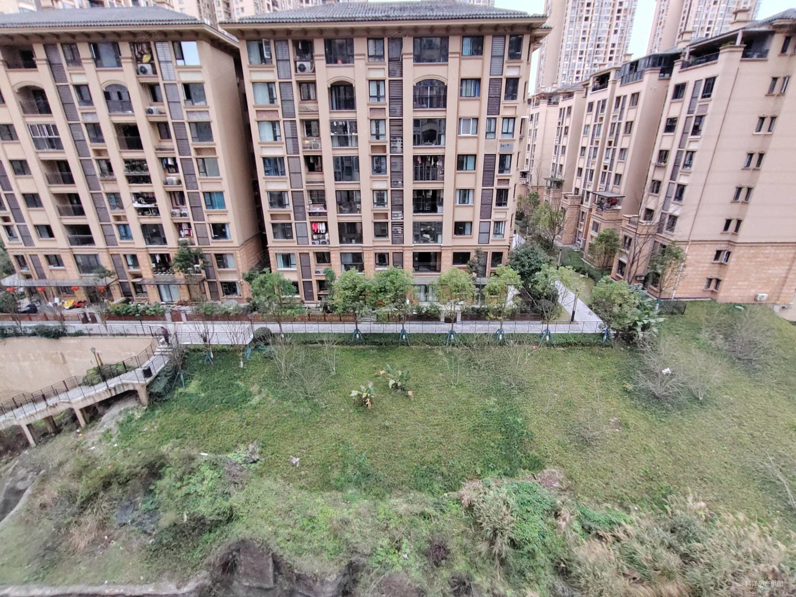 金科阳光小镇(长寿)3室2厅2卫100㎡南北69.8万