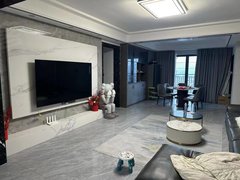 海丰海城海城城区翰林华府 144平方 4房2厅 家具家电齐全 3200元出租房源真实图片