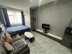 庆阳西峰西峰城区万辉两居室公寓 家具家电全带 单身可先入住 可领包入住。出租房源真实图片
