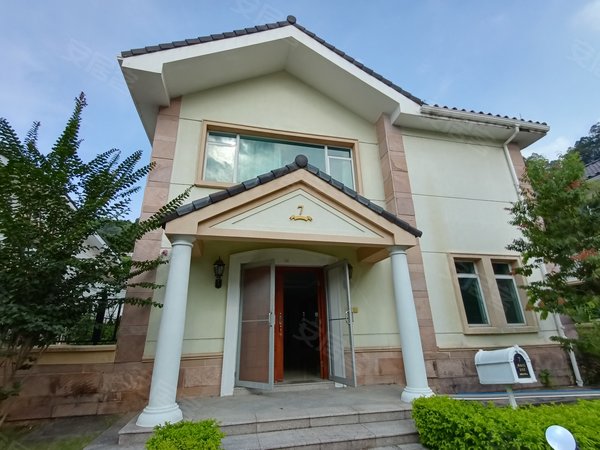 广州白云同和金湖花园(别墅)白云金湖花园 托斯卡纳风情 独栋别墅 可