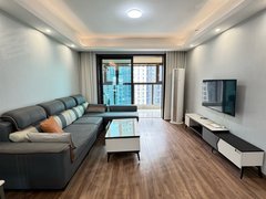 武汉沌口开发区金色港湾6号线江城大道~年底急租！永旺~亚心总医院~太子湖~自住出租房源真实图片