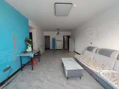 喀什喀什市喀什城区锦丽园13楼130平三室两厅一卫家具家电齐全年租2.4万出租房源真实图片