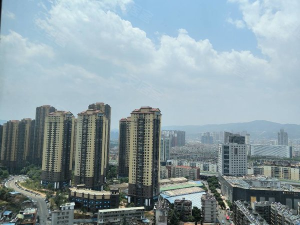 【多图】海伦堡中央广场澜香苑,白马租房,毕业季特惠!包水电!免押金!