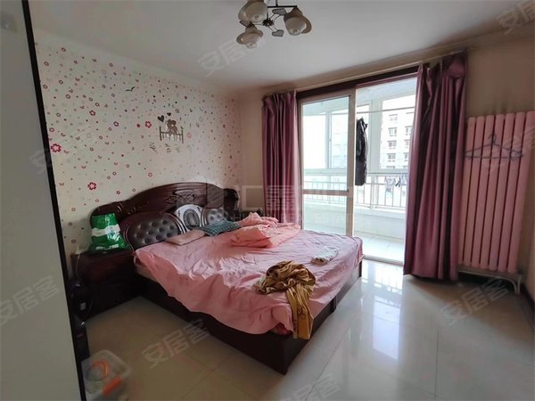 北京房山良乡罗府家园南关站300米 罗府家园 2室1厅91平电梯 精装出租