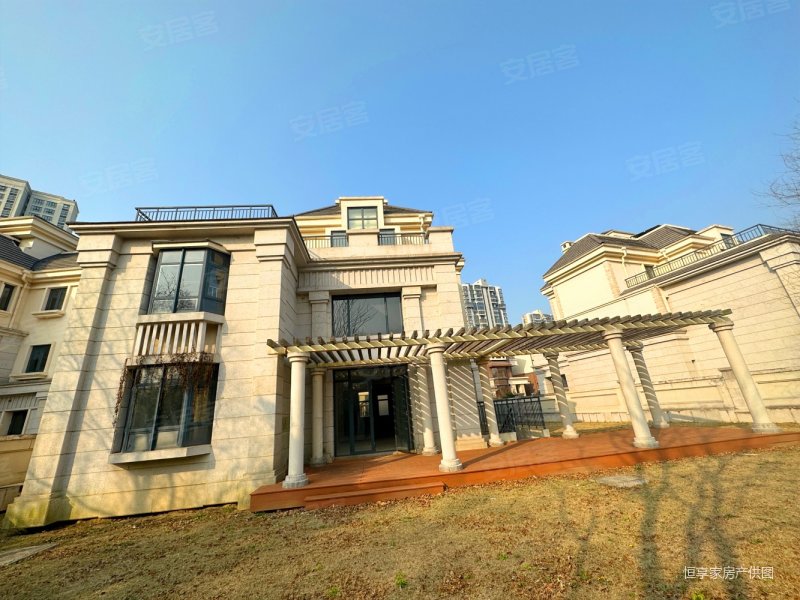 白塘景苑(别墅)5室2厅4卫393㎡南北2200万