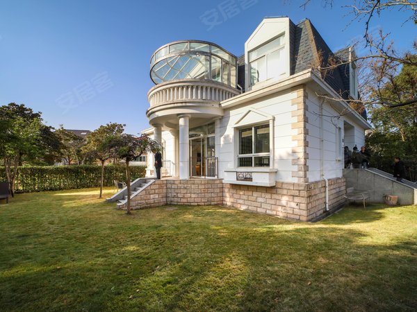 上海浦东碧云云间绿大地(别墅)云间绿大地(别墅) 5室2厅4卫  精装修