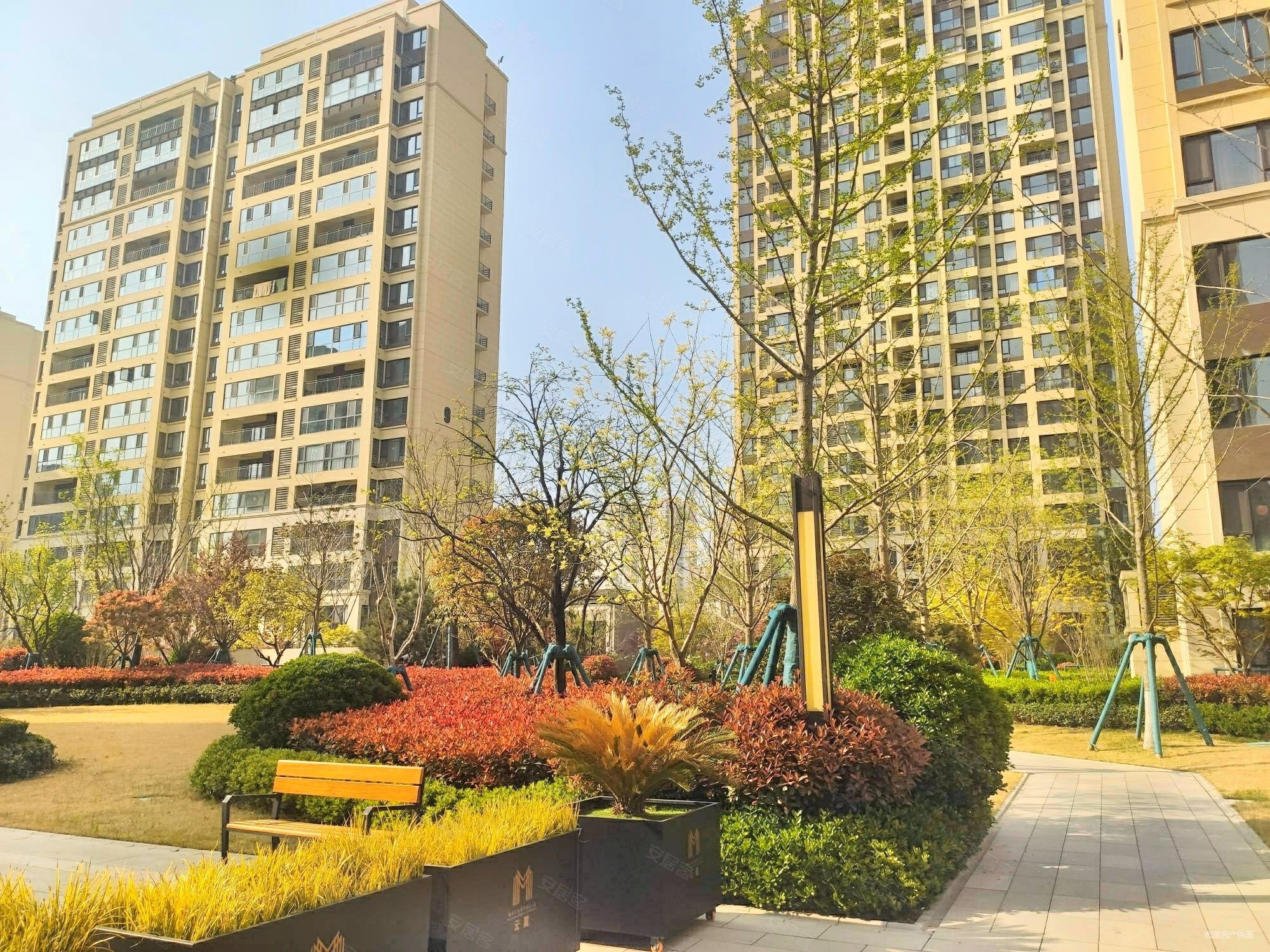 西咸新区 沣西新城 万科大都会 吾悦公馆 中间楼层 急售,万科大都会云