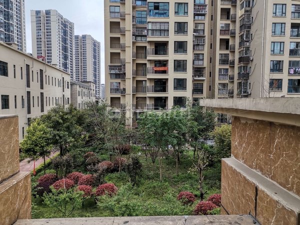 重庆江津双福新区金成溪山美郡整租|爱琴海旁 豪华新装修三房 无气味