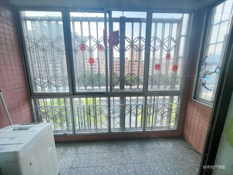 羊城花园 2 房  51 方 环境优美 安全性高 繁华地段