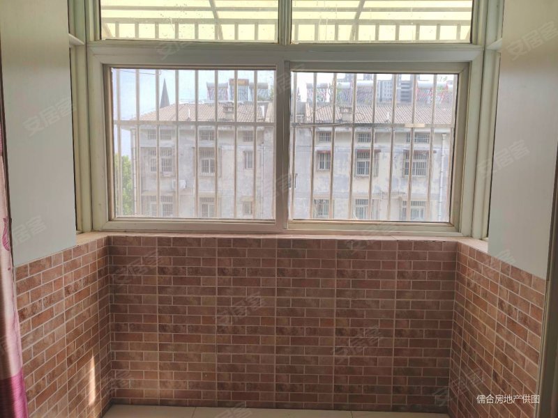 福成花园!直降拾六万!多层精装三室!飞机户型!证齐!