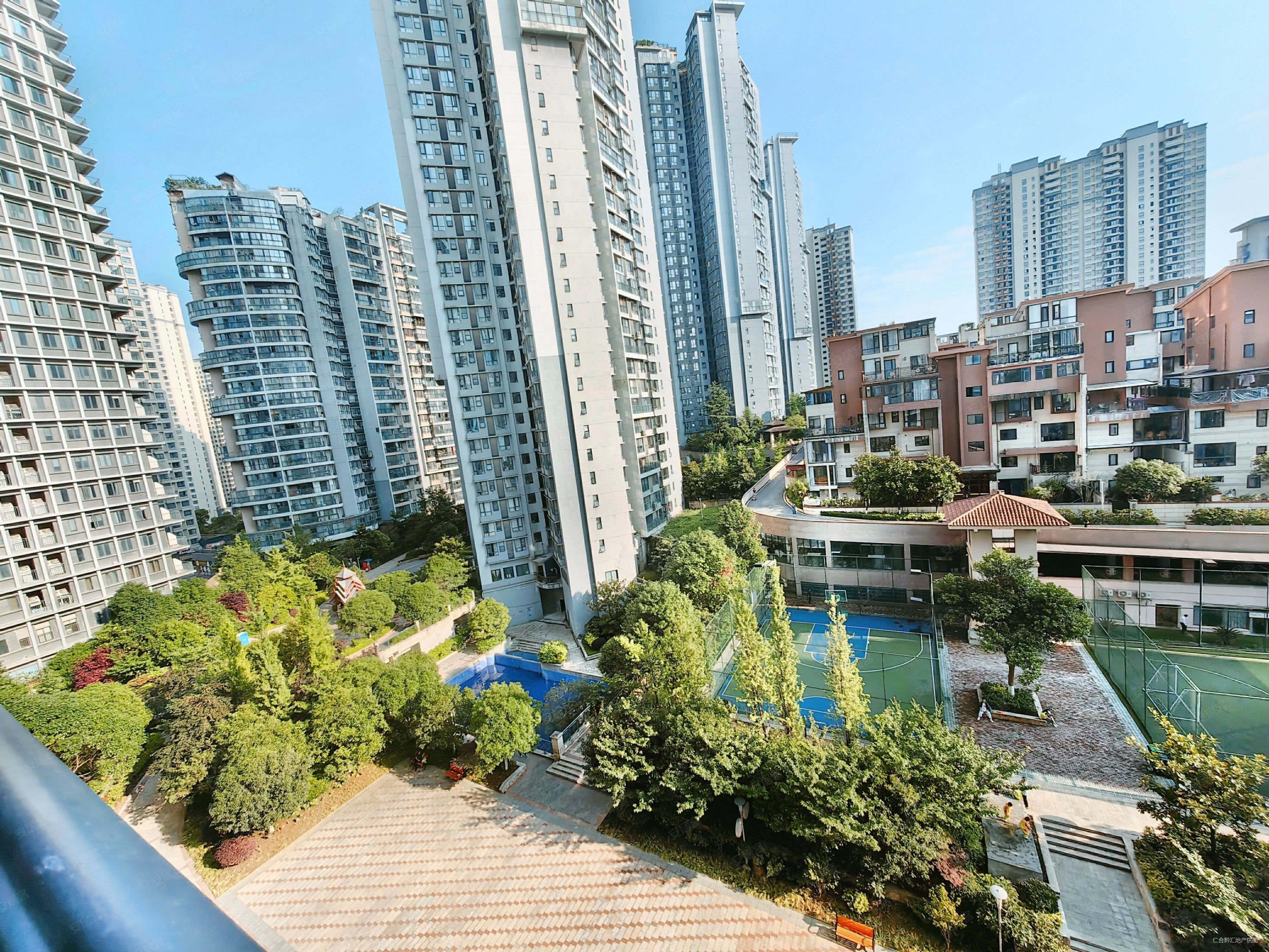 金龙星岛国际电梯精装三房两厅两卫带阳台