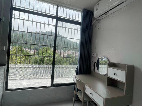 广州天河柯木塱柯木塱新村西街自建房天河区6号线柯木塱,大单间光线爆