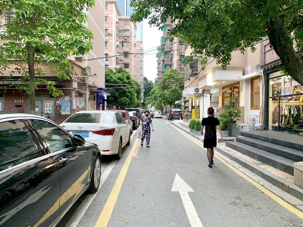 广州天河体育西路体育西小区i十年老店经营i 钥匙看房 可租办公可租