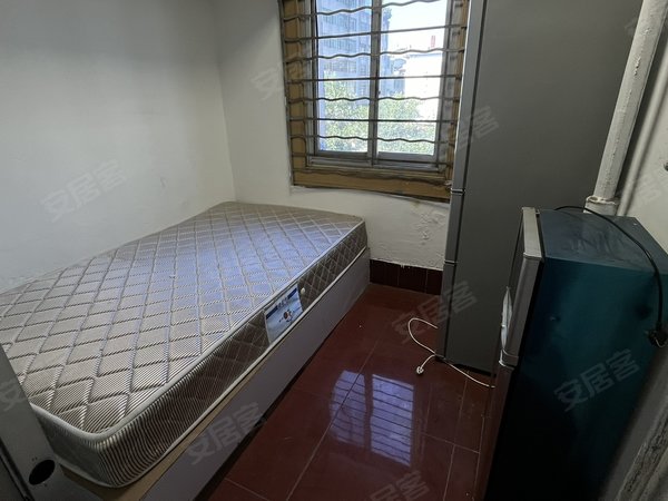 凉山西昌胜利南路佳信阳光市中心胜利路 套三家具家电齐全拎包入住出租房源真实图片