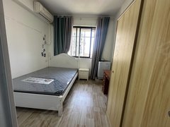 上饶信州信州城区龙潭湖公园附近 简单干净 拎包入住 楼下就是超市 生活便利出租房源真实图片