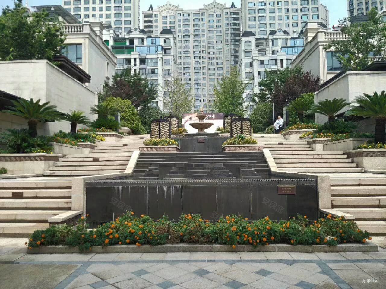 高新区蓝光雍锦半岛一线湖景房精装带地暖中间楼层业主诚心出售