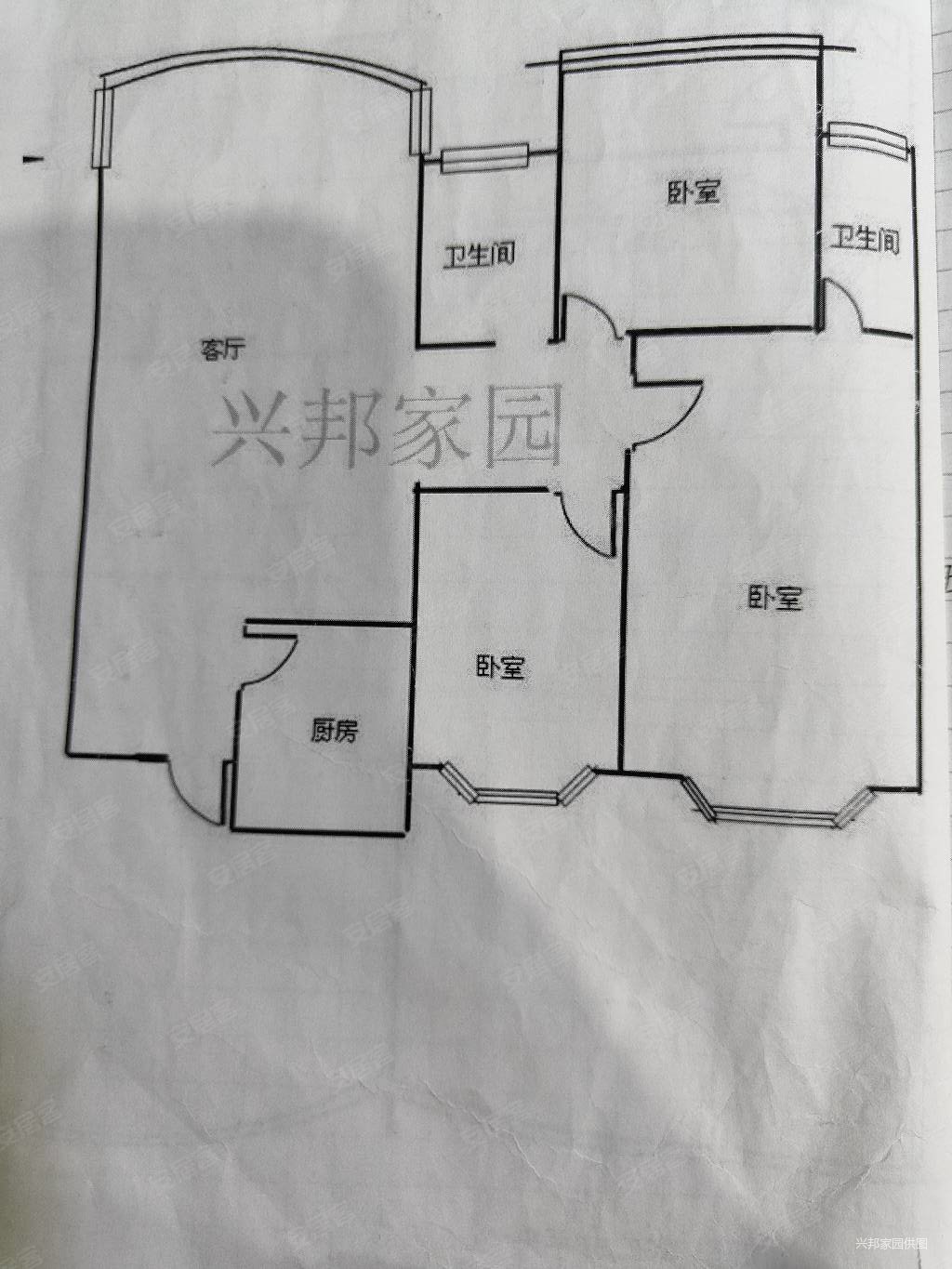 南门国际城3室2厅2卫117㎡南北126万