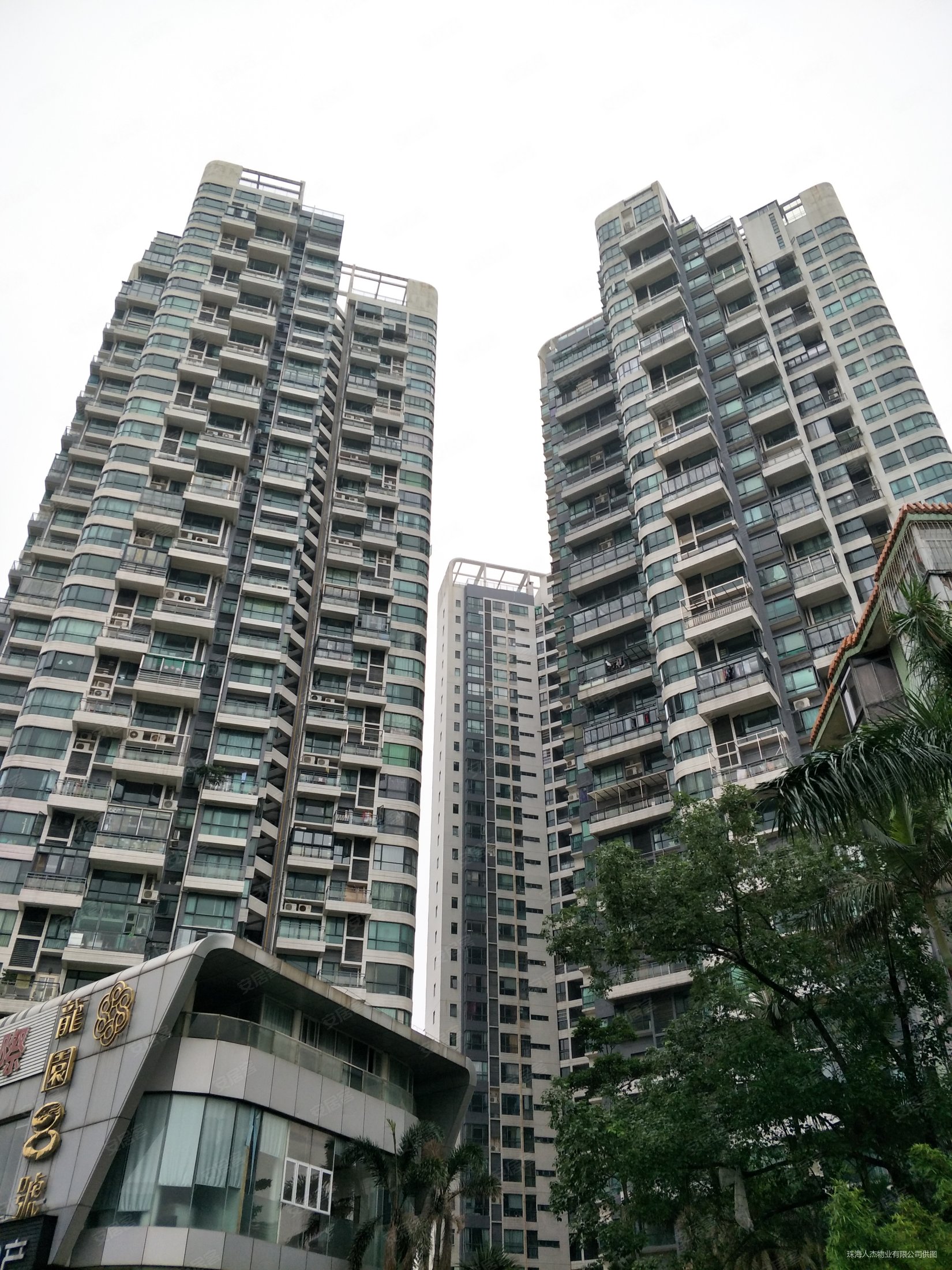 125万买吉大可看海的精装修1房1厅龙园8号高层视野开阔