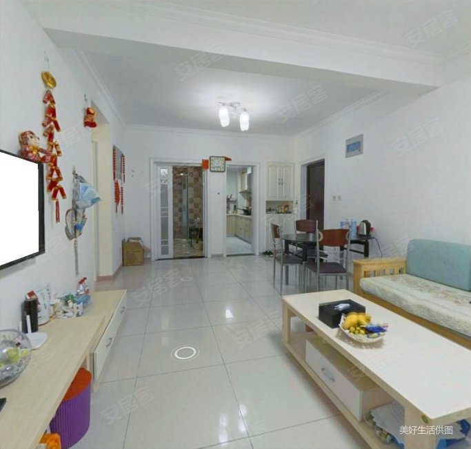 银河湾花园一楼  带个院子  看房方便