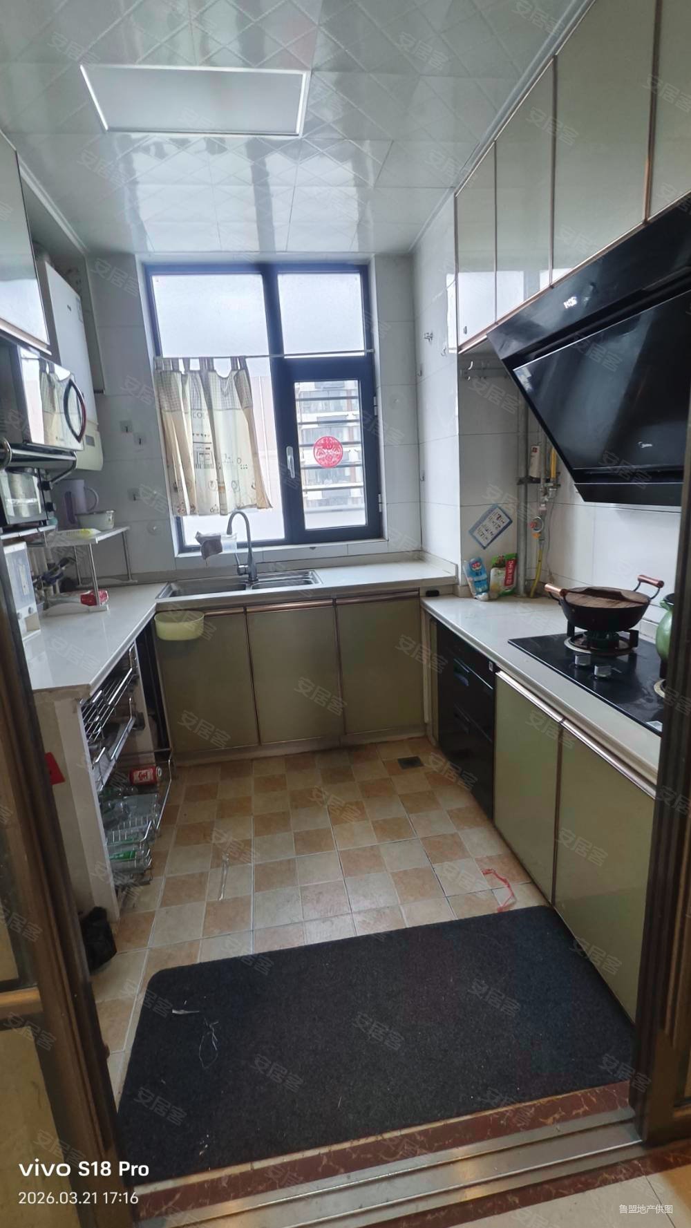 万通盛世馨园3室2厅1卫105.87㎡南北51万