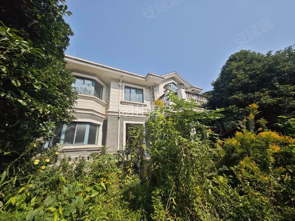 杭州富阳银湖颐景山庄(别墅)颐景山庄(别墅) 4室2厅3卫 273平出租房源