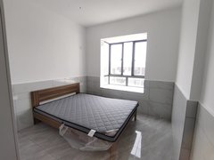 三亚吉阳三亚火车站三亚铁路小区两房新房装修空房可配套家具家电可谈出租房源真实图片