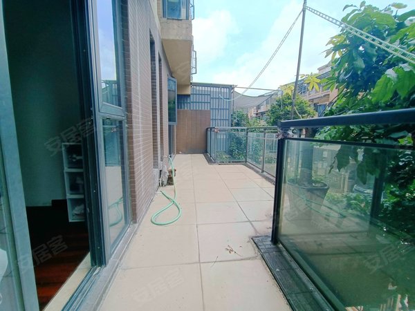 【多图】御峰园,平湖租房,御峰园 2室1厅2卫 6000.0元 精装修123.